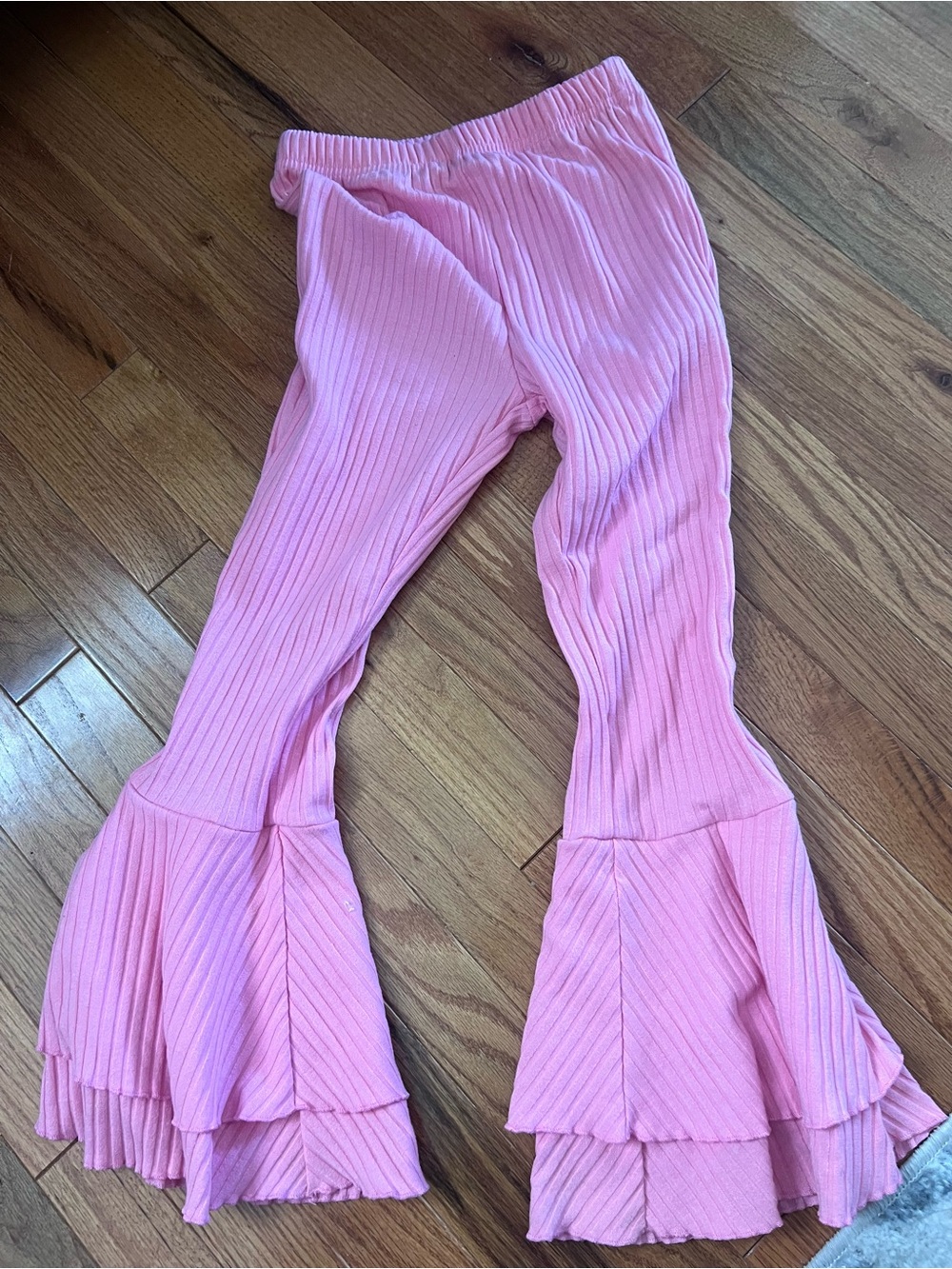 NWOT Kids Pink Ruffled Ribbed Flare Pants (d)